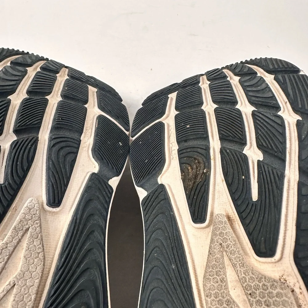 Altra breathable mesh